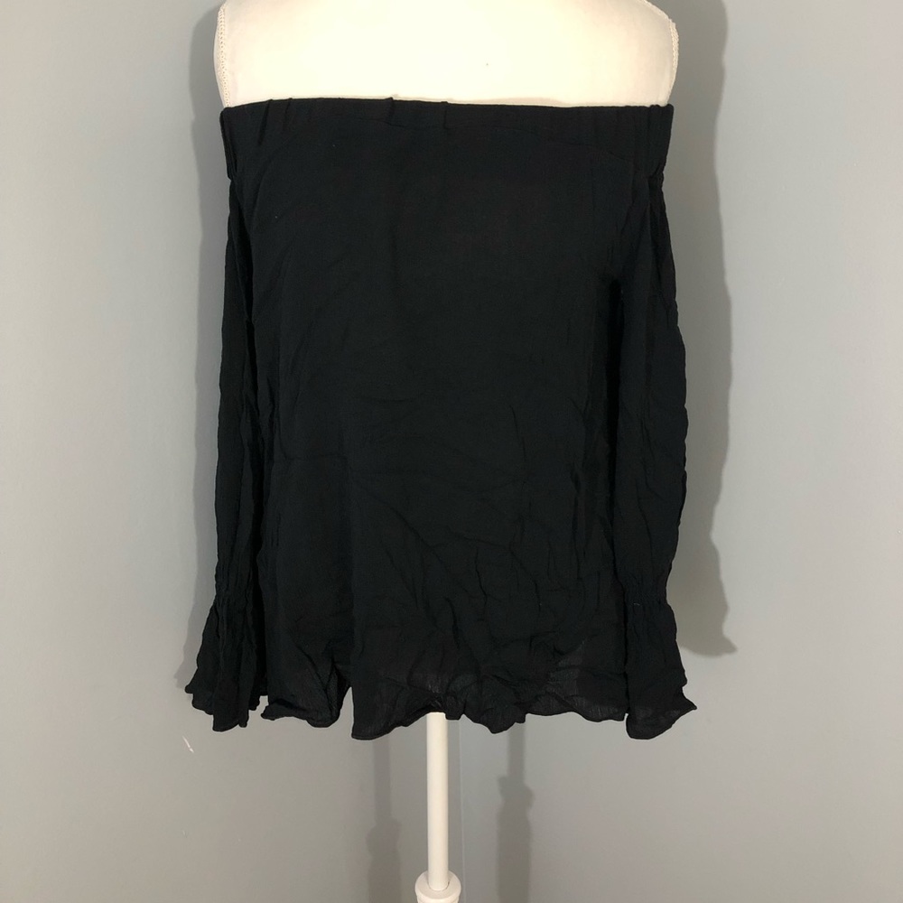 Gorgeous off shoulder top with tie back